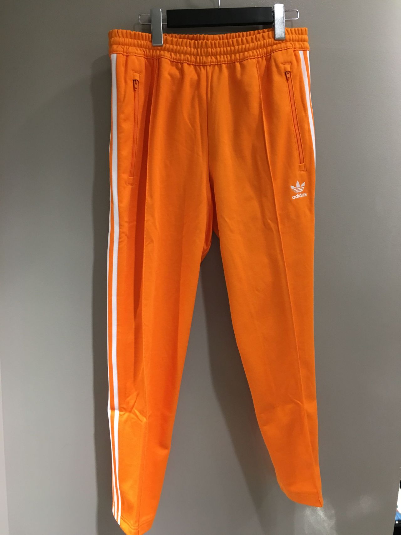 Adidas アディダス セットアップジャージ Lhp Lhp 池袋 上野商会公式ブログポータルサイト Adidas アディダス セットアップジャージ Lhp Lhp 池袋 上野商会公式ブログポータルサイト