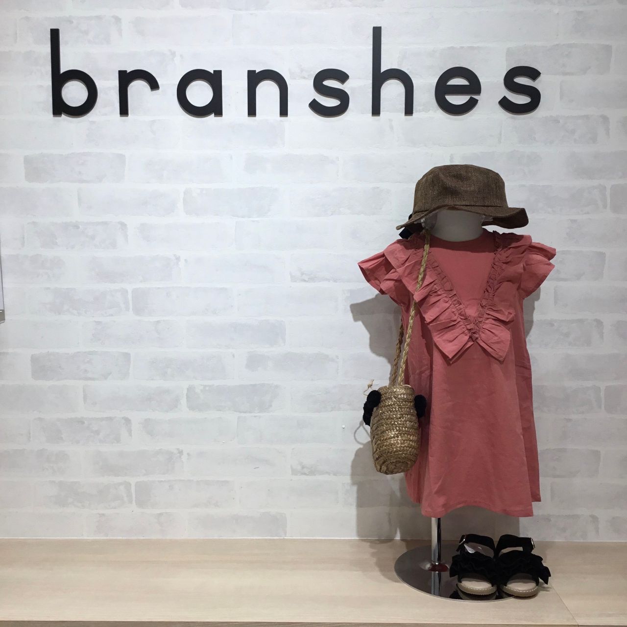 半袖フリルワンピース Branshesイオンモール福岡店 子供服のブランシェス Branshes 公式ショップブログ