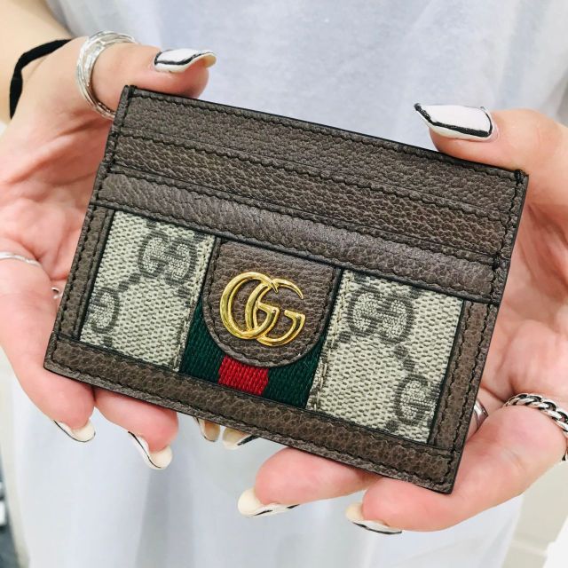 カードケース・名刺入れ Gucci Porta Carte Ophidia In Gg Supreme Ophidia card case in grey and black Supreme | GUCCI® US