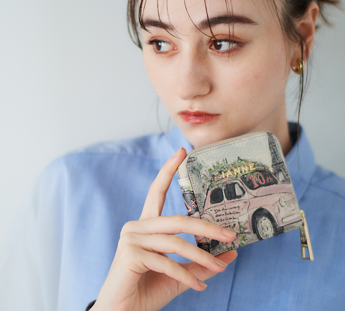 秘密にしたい｜大人のオシャレバッグ！エッフェル塔から花束を（IANNE