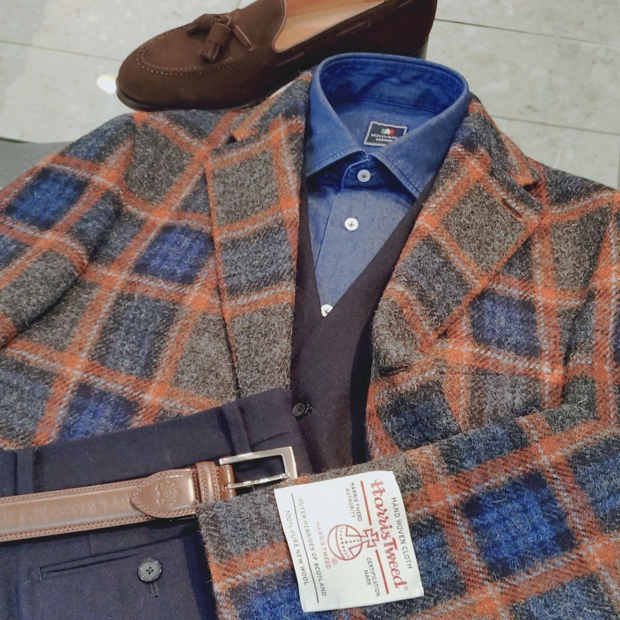 ☆HARRIS TWEED チェスターコート☆｜Mitsumine｜Staff Blog