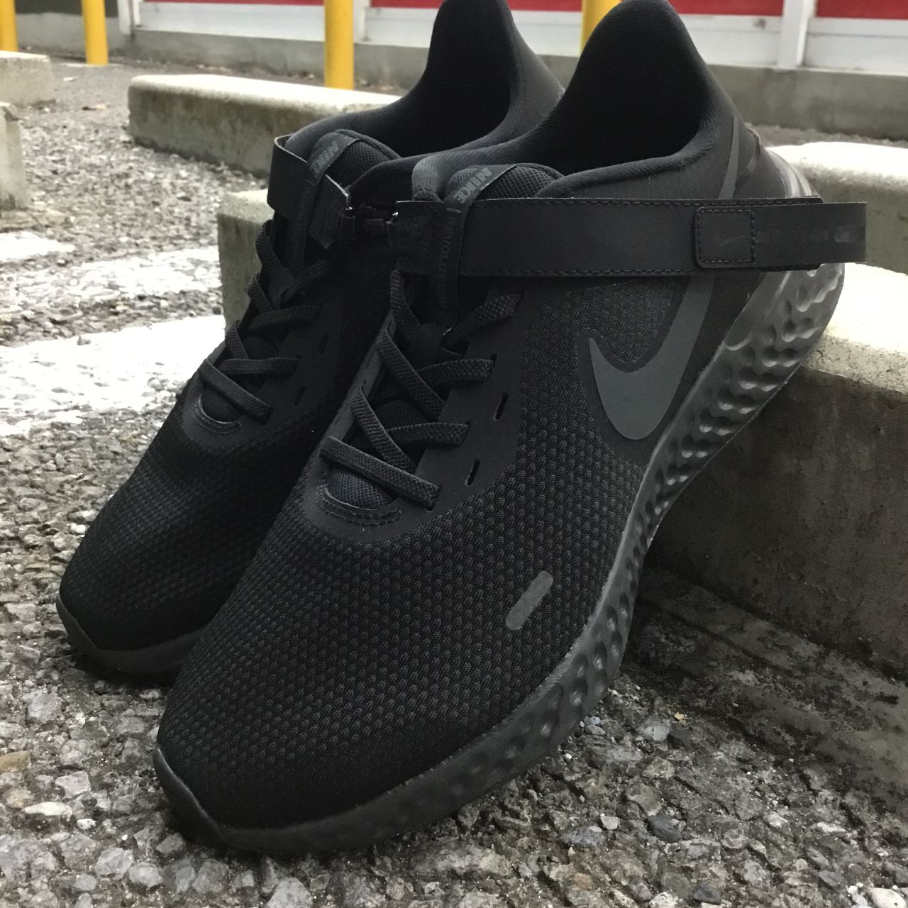 Men S Nike レボリューション フライイ Asbeefam北越谷店 G Foot ジーフット の公式ブログ 人気シューズshopの最新情報