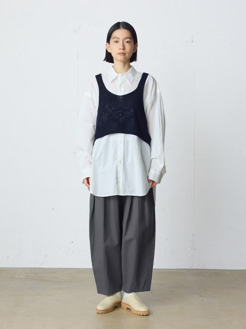極美品✨ MARK&LONA 2way リバーシブル 中綿ベスト フード収納可 中古・古着通販】MARK&LONA (マークアンドロナ) リバーシブルダウン