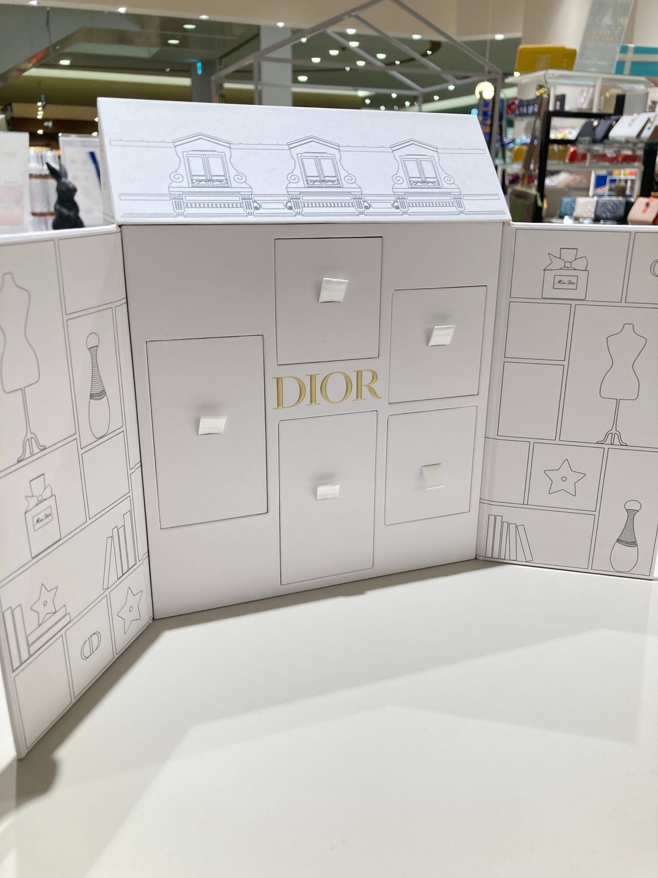 Dior】ルミニ30モンテーニュセット | マークイズ静岡店 | フィット