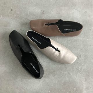 【yuko imanishi+（ユウコイマニシプラス）】人気モデルに新色登場！