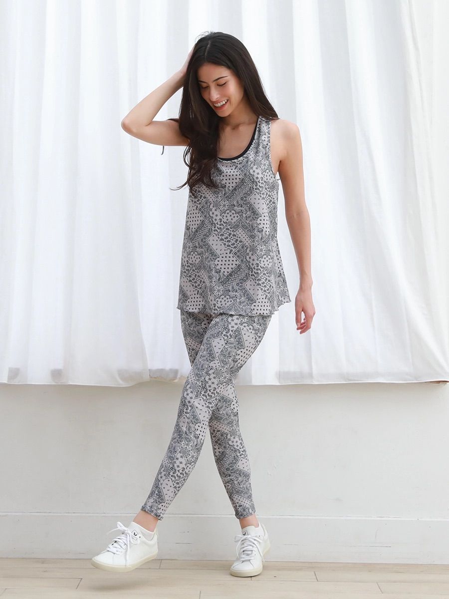 ヨガウェア ブラックホワイト デザイン 初めてのヨガウェア選びは大阪髙島屋へ♪ | 大阪高島屋ALBOVE