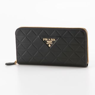 PRADAのソフトカーフ トライアングル財布が入荷しました