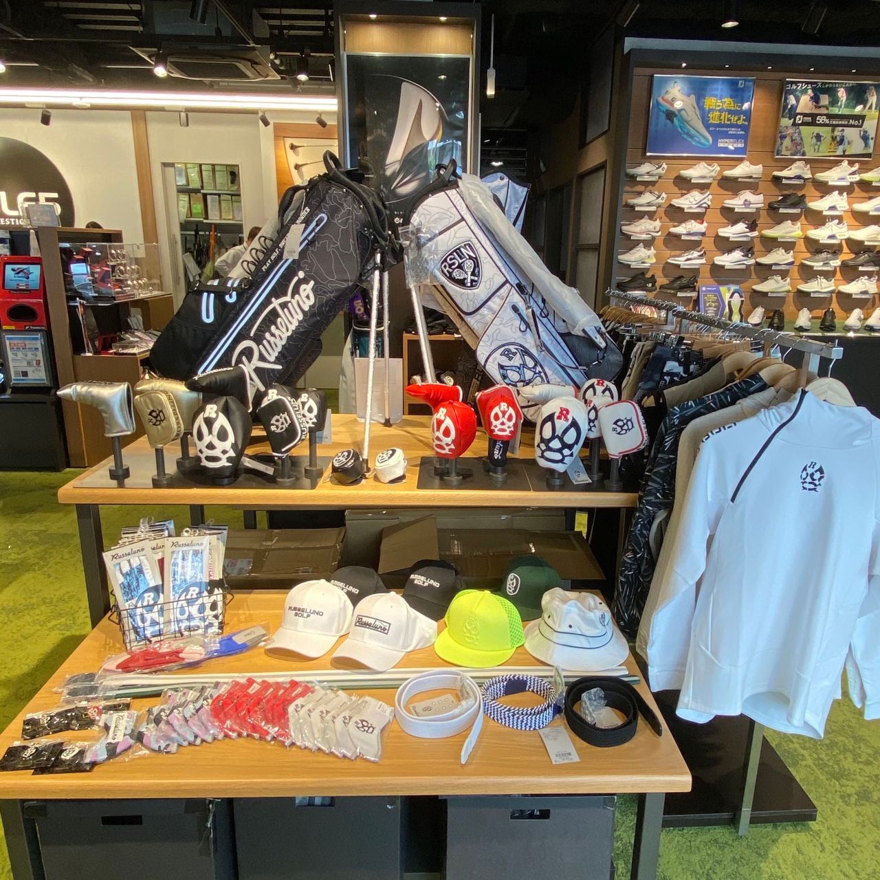 新品 ラッセルノ ゴルフ フラグローズ ロゴ プルオーバー セットアップ