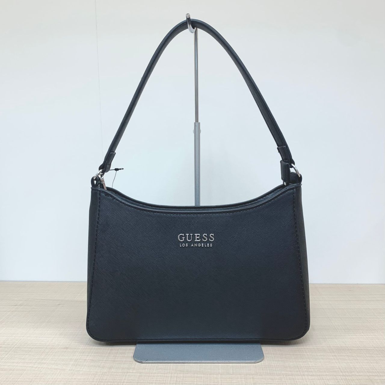 GUESS(ゲス)の新作ワンハンドルバッグ！ 三好店 フィットハウス公式ショップブログFITHOUSEBLOG