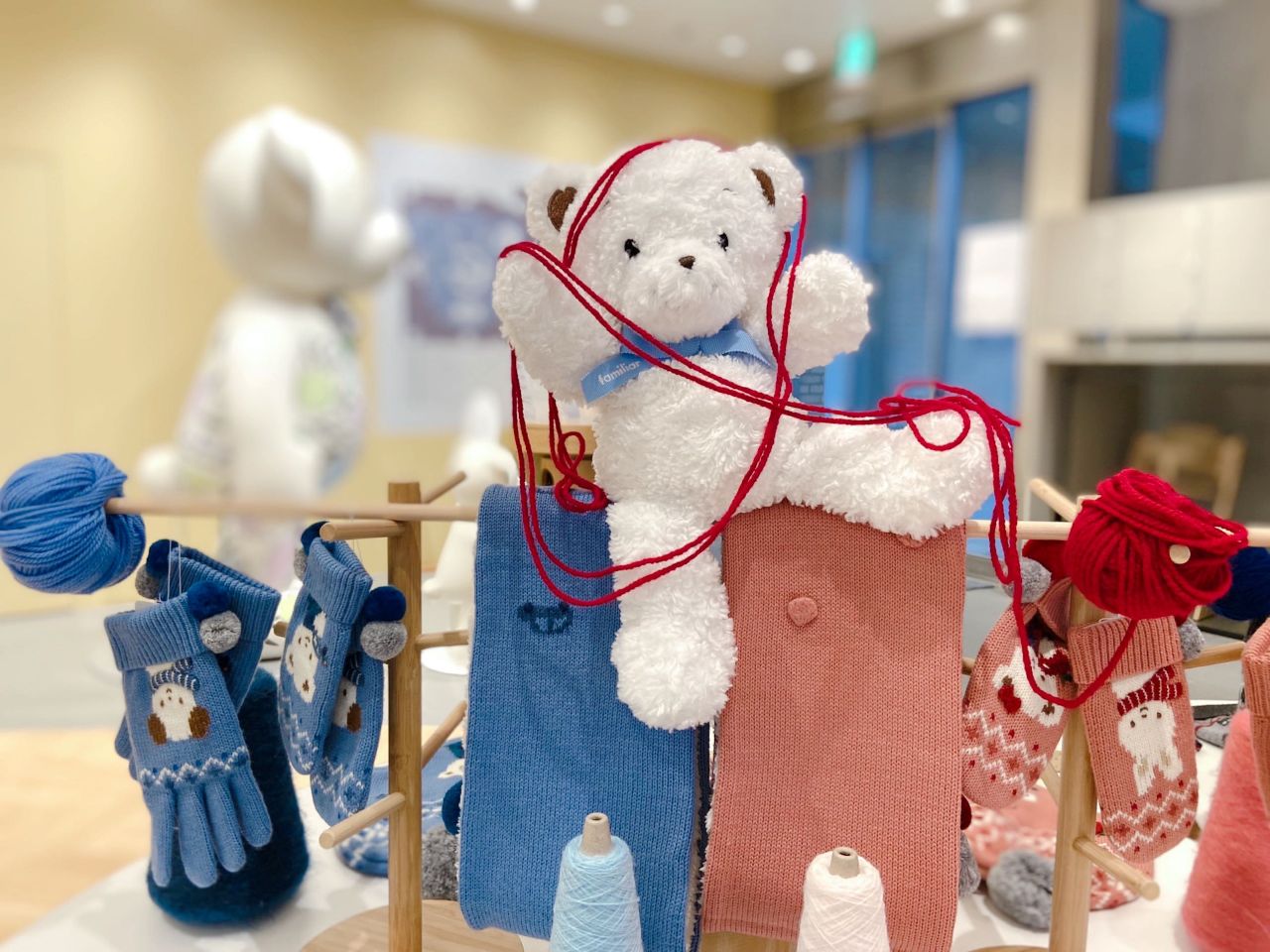 手触り抜群！ おすすめケープ｜ファミリア代官山店の公式ブログ