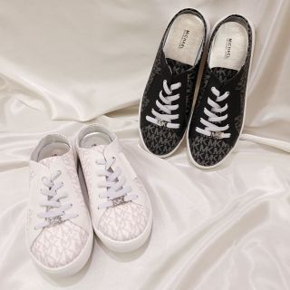 新品！マイケルコース★ミュール　7M MICHAEL KORS(マイケルコース)ミュールスニーカー | りんくう