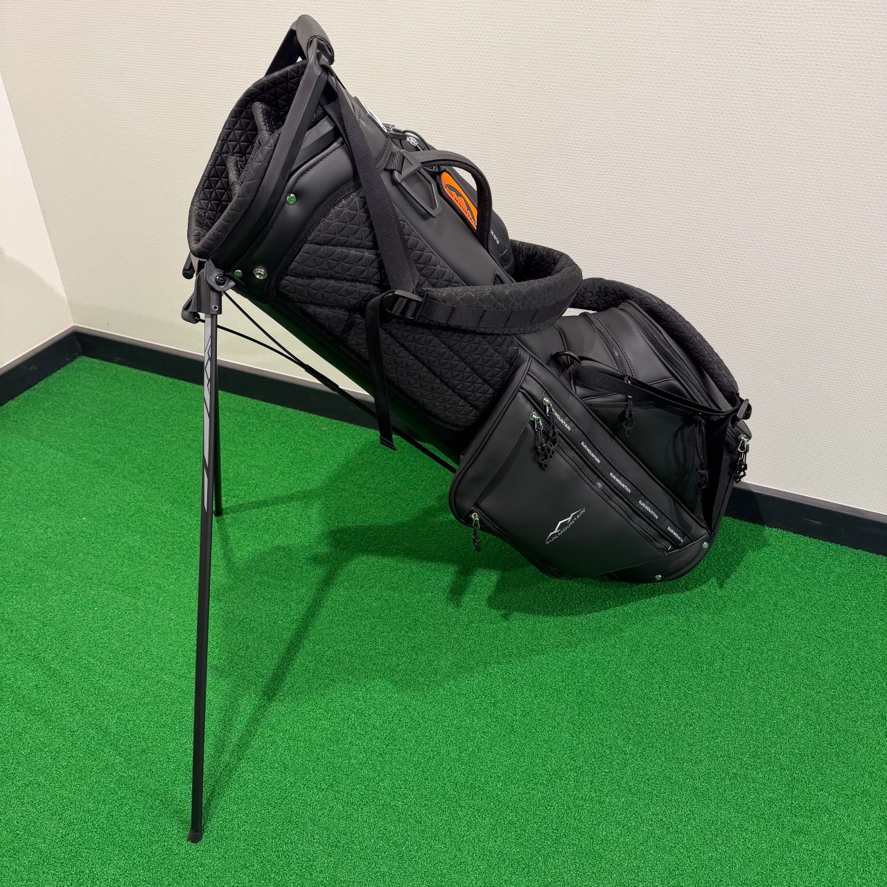 ⭐️【Piretti】新作キャディーバッグ入荷⭐️ | ゴルフ5 プレステージ