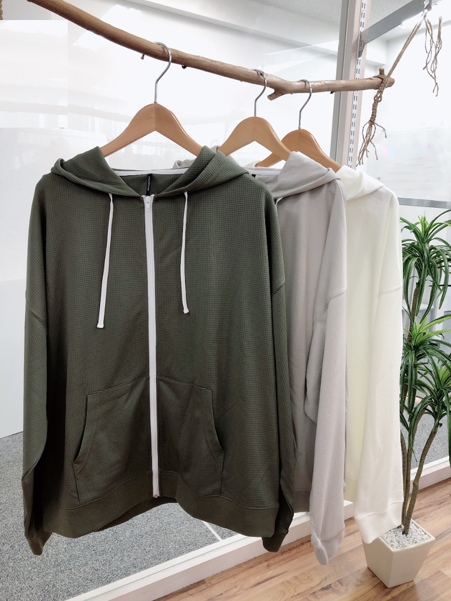 男女兼用のラッシュガード☆ | さっぽろ東急百貨店ALBOVE・PEAK&PINE