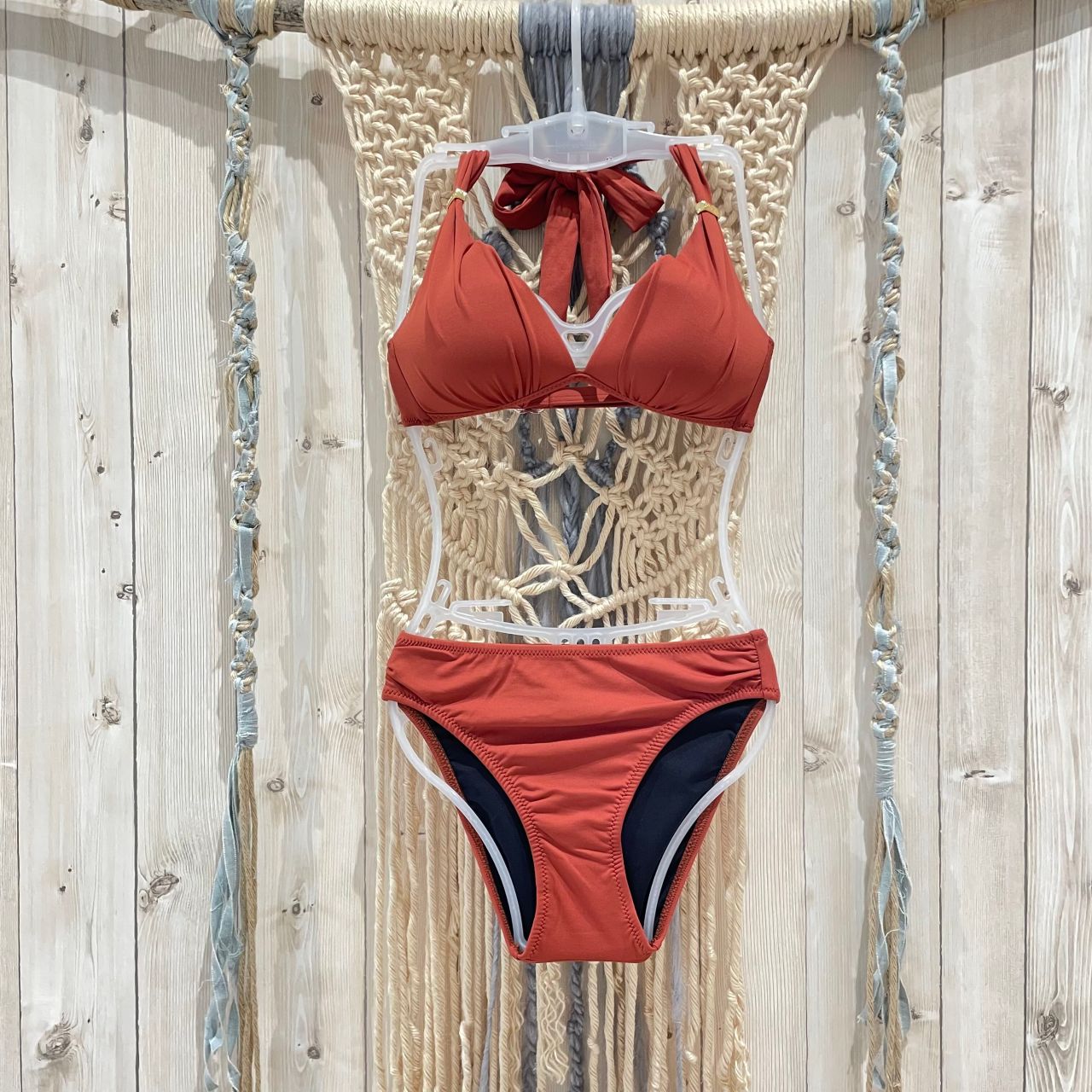 海に映える！》大人キレイなカラーの | 名古屋ラシック Riberce店