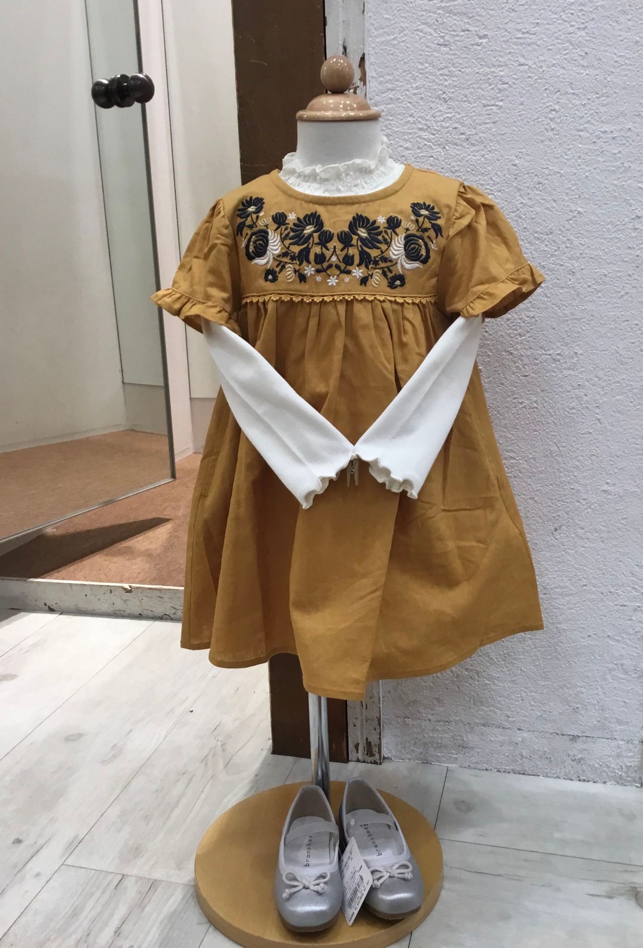 新作 刺繍入り半袖ワンピース Branshesイオンモール高崎店 子供服のブランシェス Branshes 公式ショップブログ