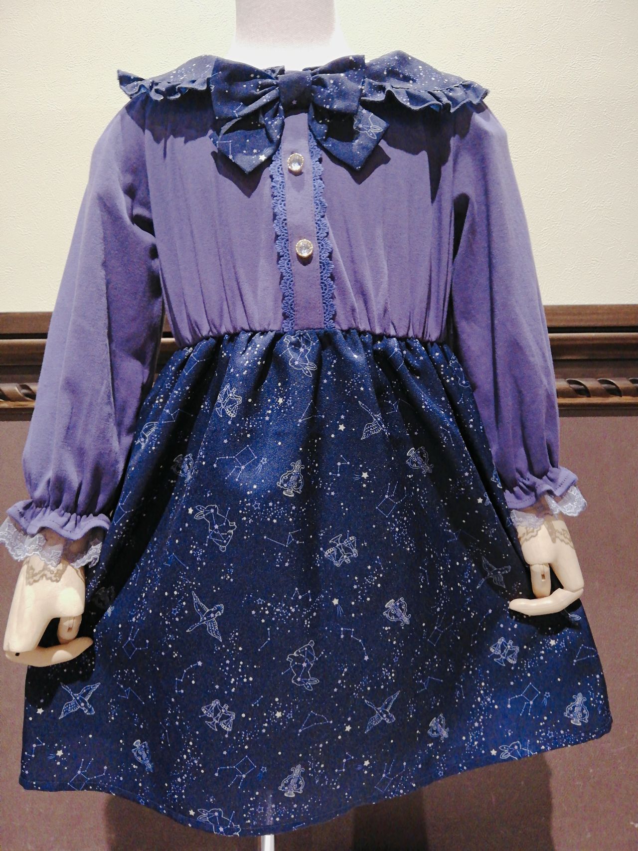 福岡店 Kids 星座柄プリントワンピース Axes Femme公式 ショップブログ