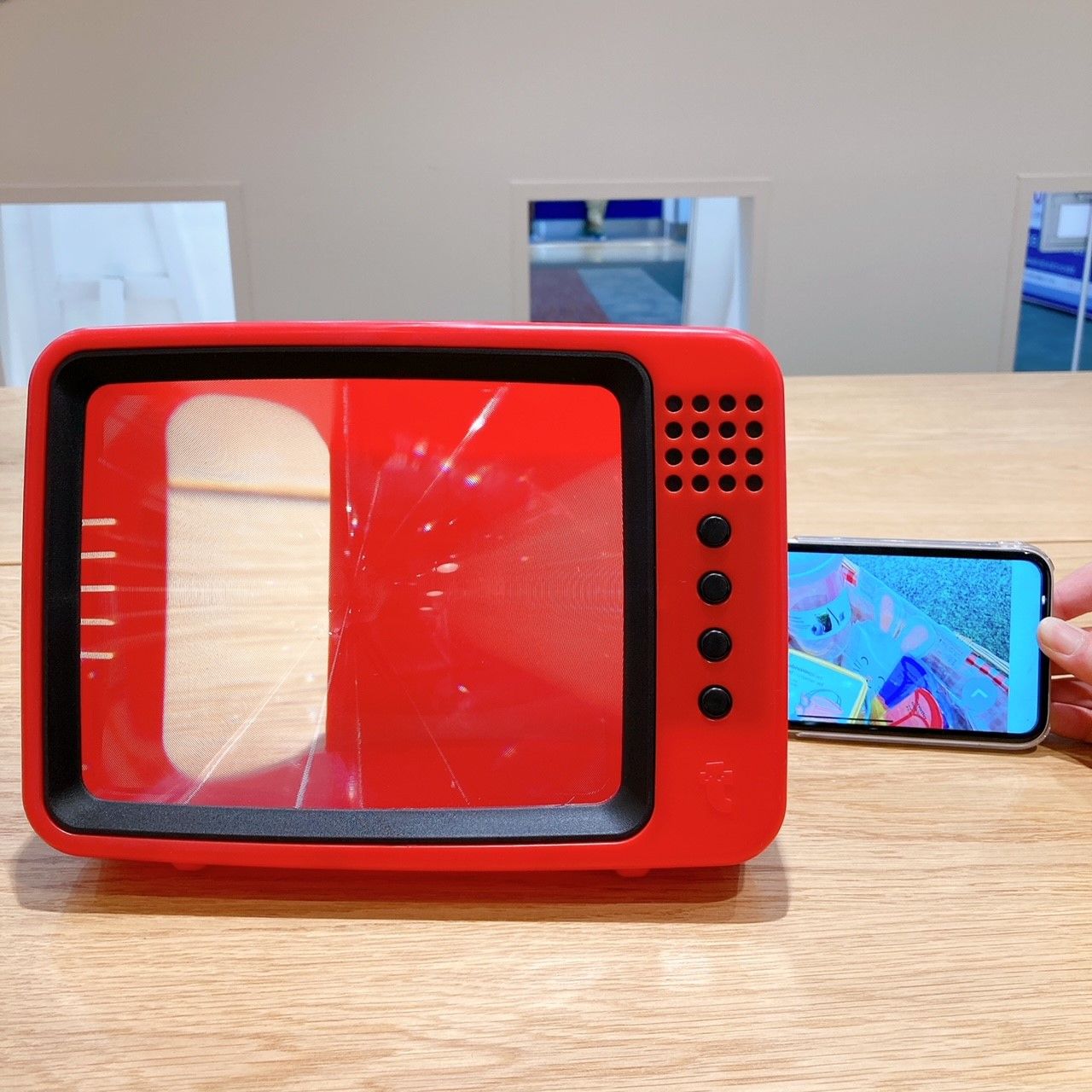 ついに スマホプロジェクター再販 イオンモール伊丹ストア フライング タイガー コペンハーゲン Flying Tiger Copenhagen