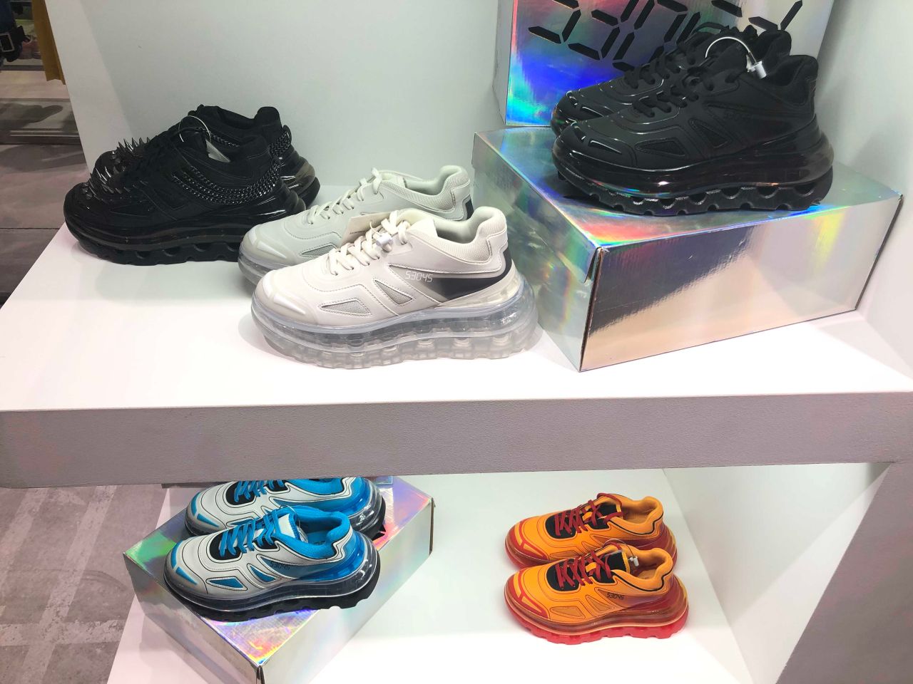 Shoes シューズ ついに入荷です Lhp Lhp Women Laforet原宿 上野商会公式ブログポータルサイト