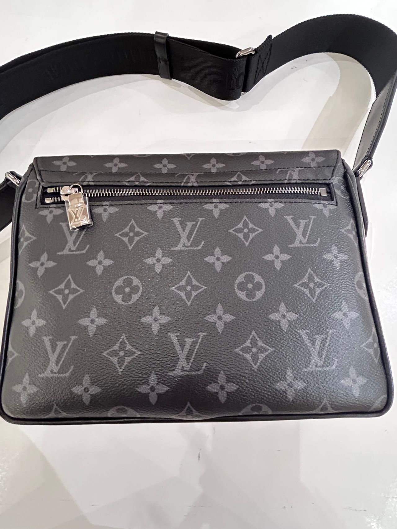 うみさん専用LOUIS VUITTON メンズ 楽天市場】≪ 新品 ≫ ルイヴィトン LOUIS VUITTON 2021年春夏