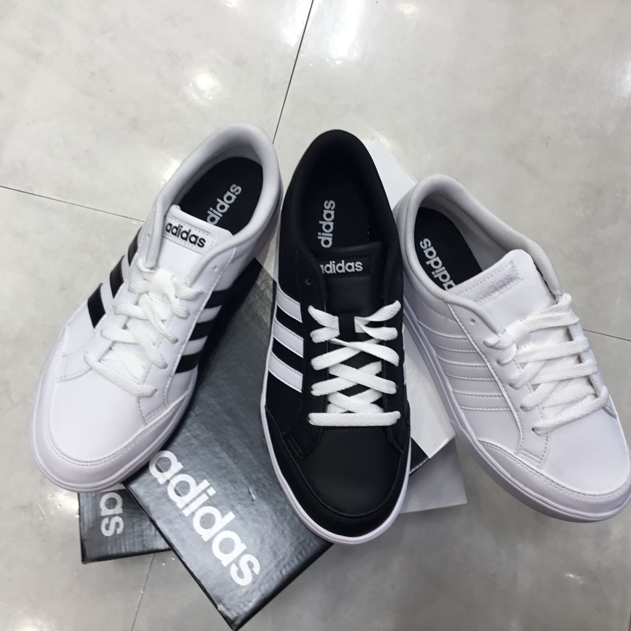 Adidas シンプルスニーカー Asbee イオンタウン上里店 G Foot ジーフット の公式ブログ 人気シューズshopの最新情報