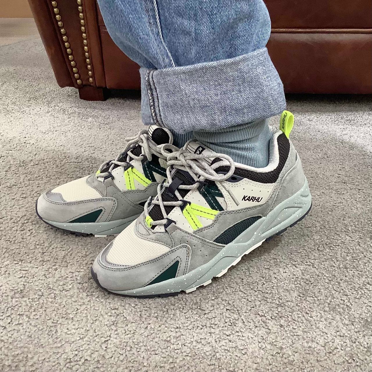 KARHU グレー スニーカー KARHU スニーカー グレー/グリーン KARHU】限定モデル発売しました