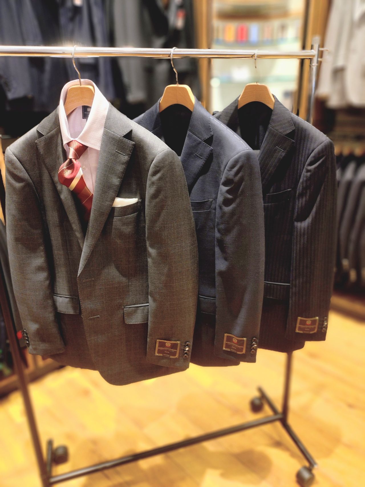 新作スーツ揃いました！｜Mitsumine Outlet｜Staff Blog｜Mitsumine