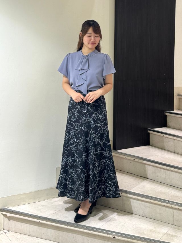 花柄フレアスカート 黒　リバティ 値下げ 社交ダンス 花柄フレアスカート 黒 - メルカリ