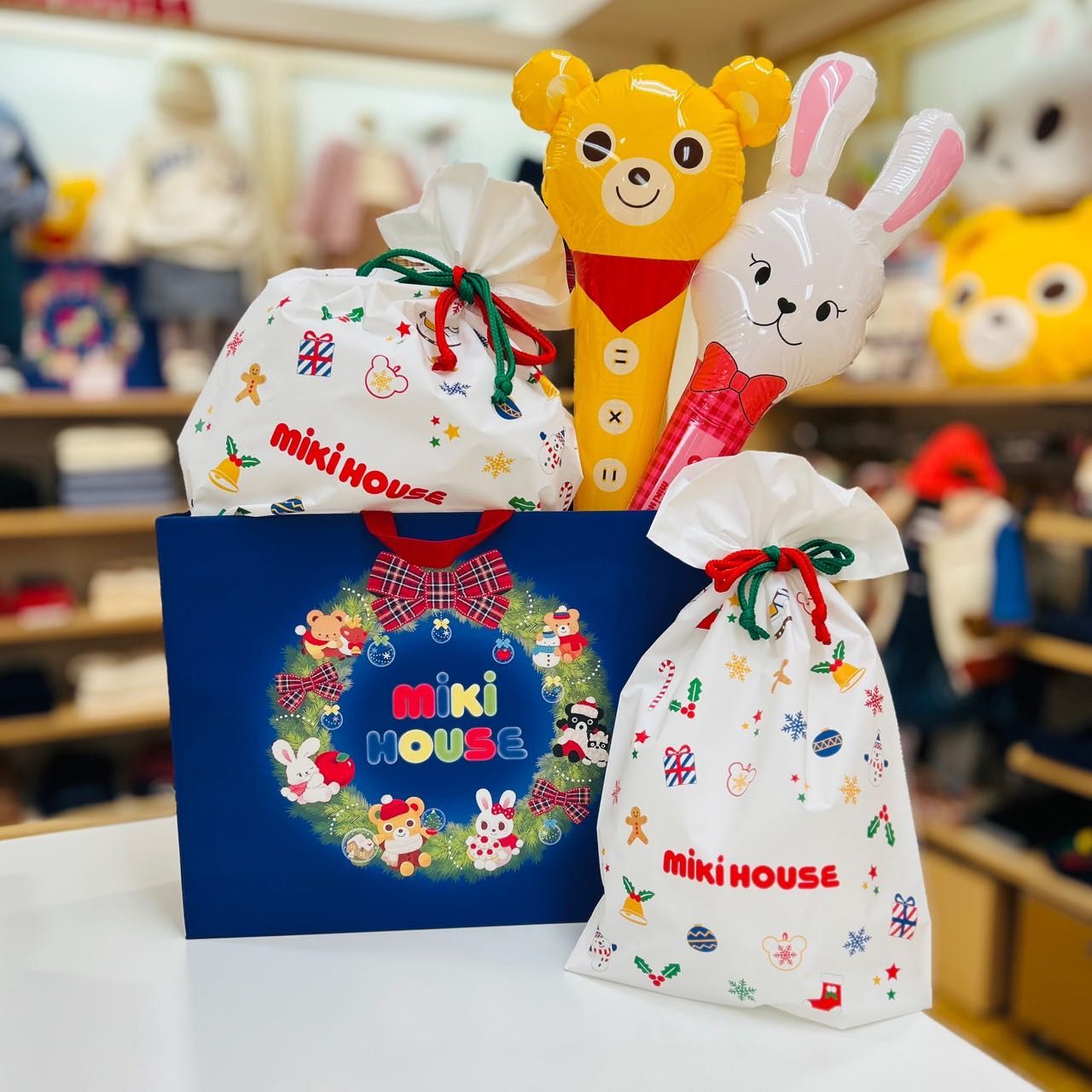 豪華♥️すべてMIKI HOUSE♥️美品多数。１３点セット。まとめ売り あたたかみのあるデザインが人気♪ミキハウスのおもちゃ♪｜ミキハウス