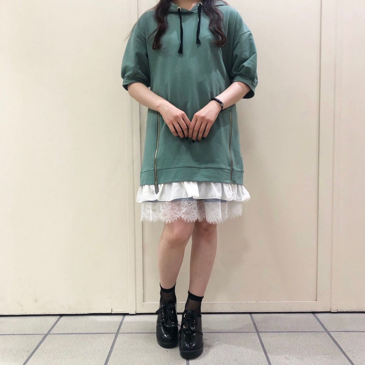 パーカーワンピを使ったコーデ Axes Femme公式 ショップブログ