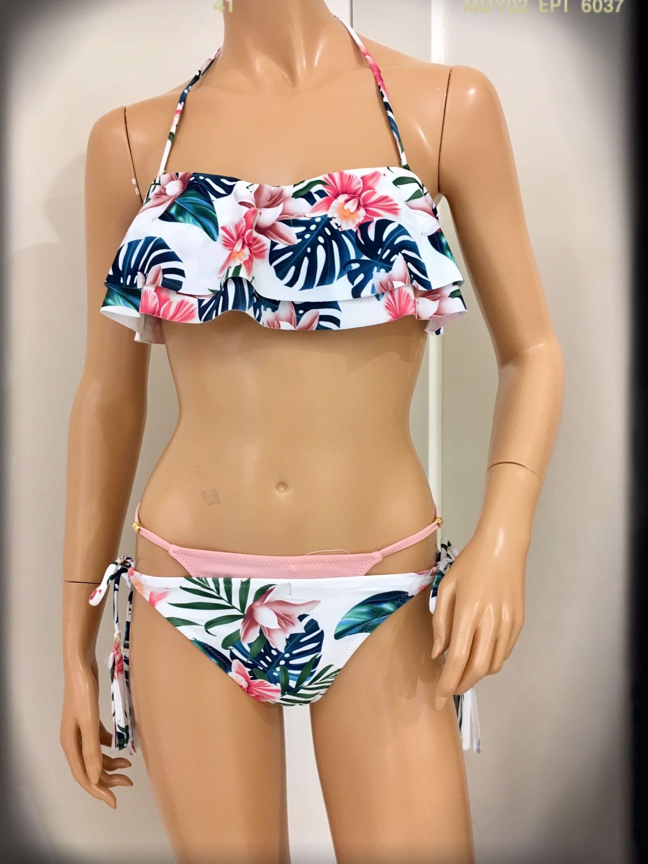 水着も仲良くペア ビキニ ルクア大阪店 Peak Pine ピーク パイン 公式ブログ