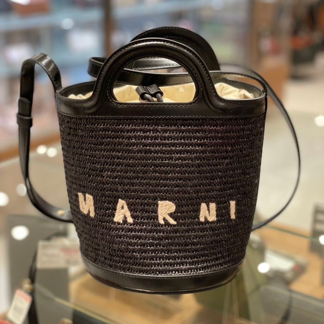 MARNI トロピカリア マイクロ 楽天市場】MARNI マルニ かごバッグ TROPICALIA MICRO トロピカ