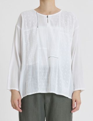 パドカレ Pas de Calais エンブロイダリーレースパッチワークブラウス W POINT】エンブロイダリーレースパッチワークブラウス | 大阪髙
