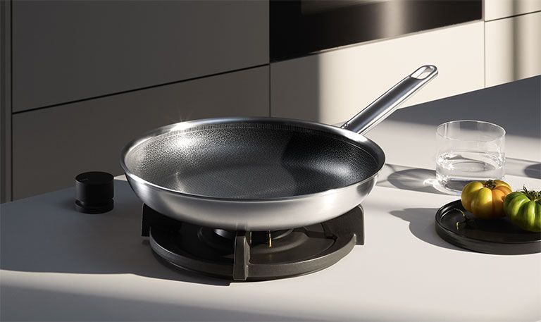 最高の焼き上がりを妥協なき上質な使い心地で。 「アルティメット