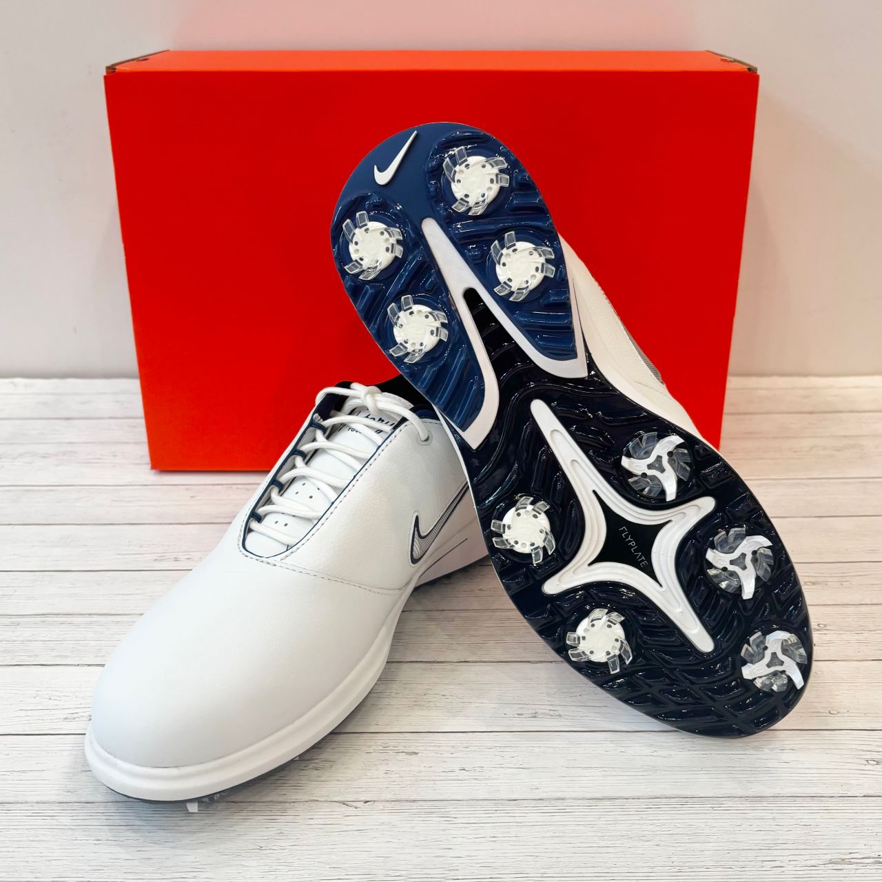 NIKEビクトリーシリーズ】ナイキ ビクトリー ツアー4が入荷