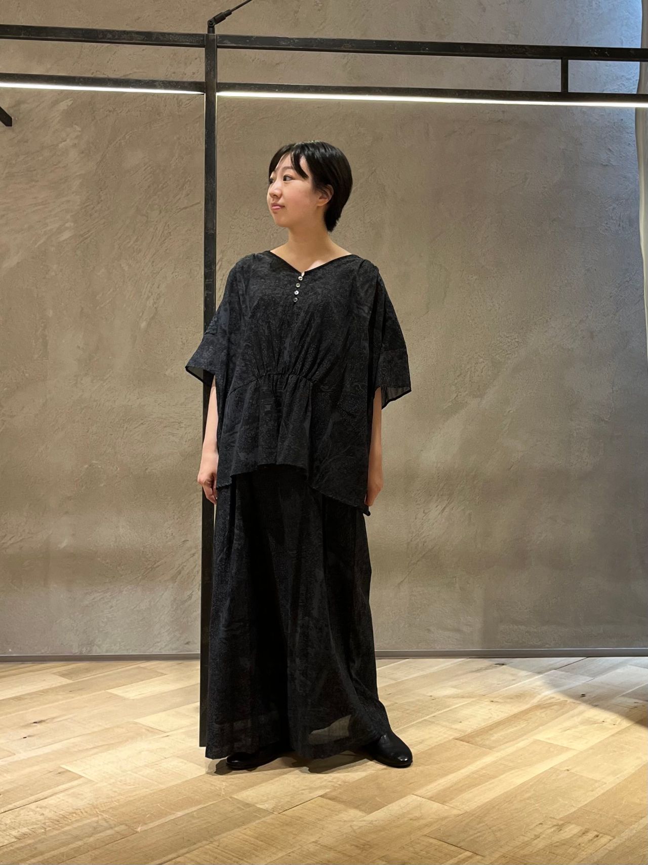 美品★pas de calais パドカレ　大判ストール　麻　黒系　ムラ染 styling】SECRET FOREST | 丸の内店 | pas de calais | パドカレ