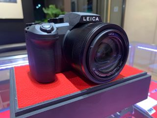 LEICA】現品限り！ライカV-LUX5【ライ | 岡山拠点のトミヤ