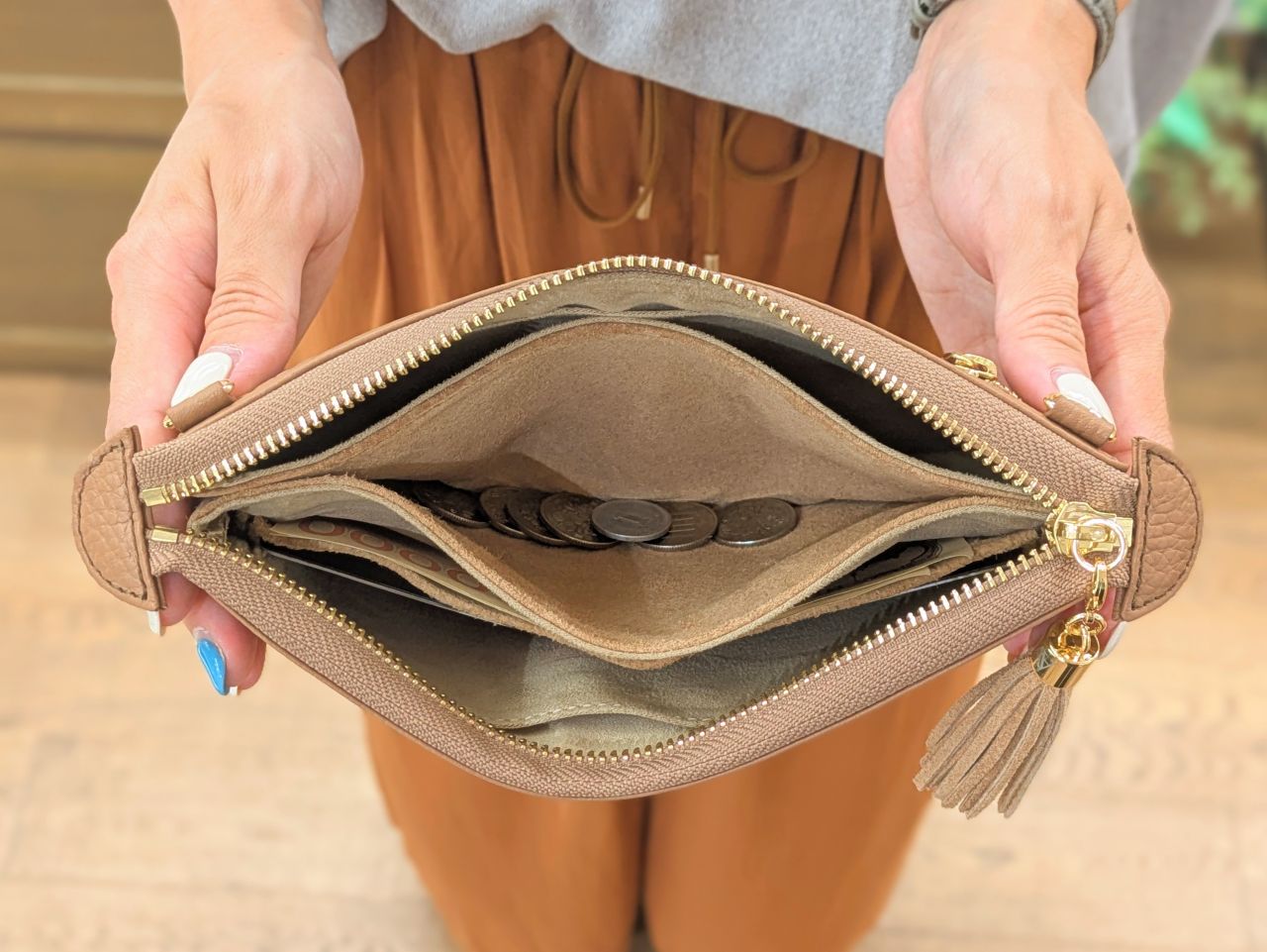 私物】アタオで選ぶ“便利な”帰省・初詣バッグ | ATAO(アタオ) | ATAO