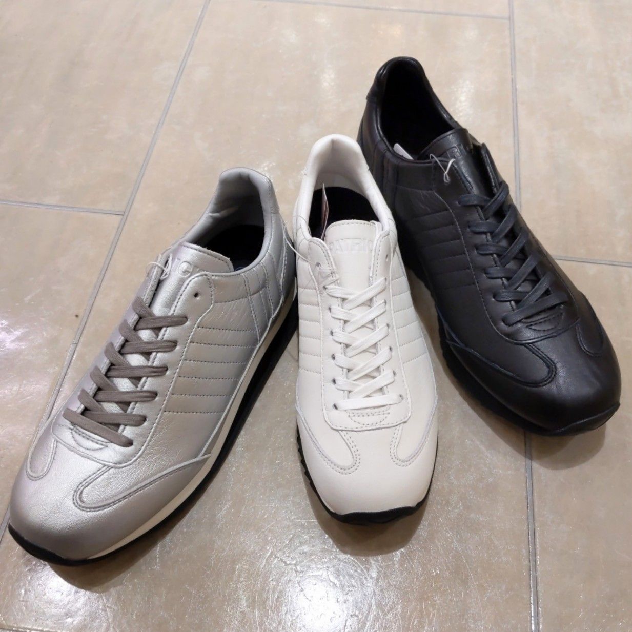 ☆新品☆【パトリック】マラレイン (39) 撥水レザー　晴雨兼用　ユニセックス ☆新品☆【パトリック】マラレイン (39) 撥水レザー 晴雨兼用