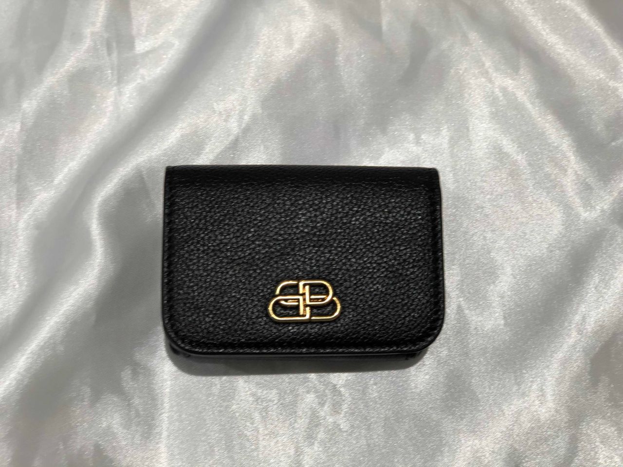BALENCIAGA（バレンシアガ）ミニ財布特集パート②⭐︎ | ユニモ 