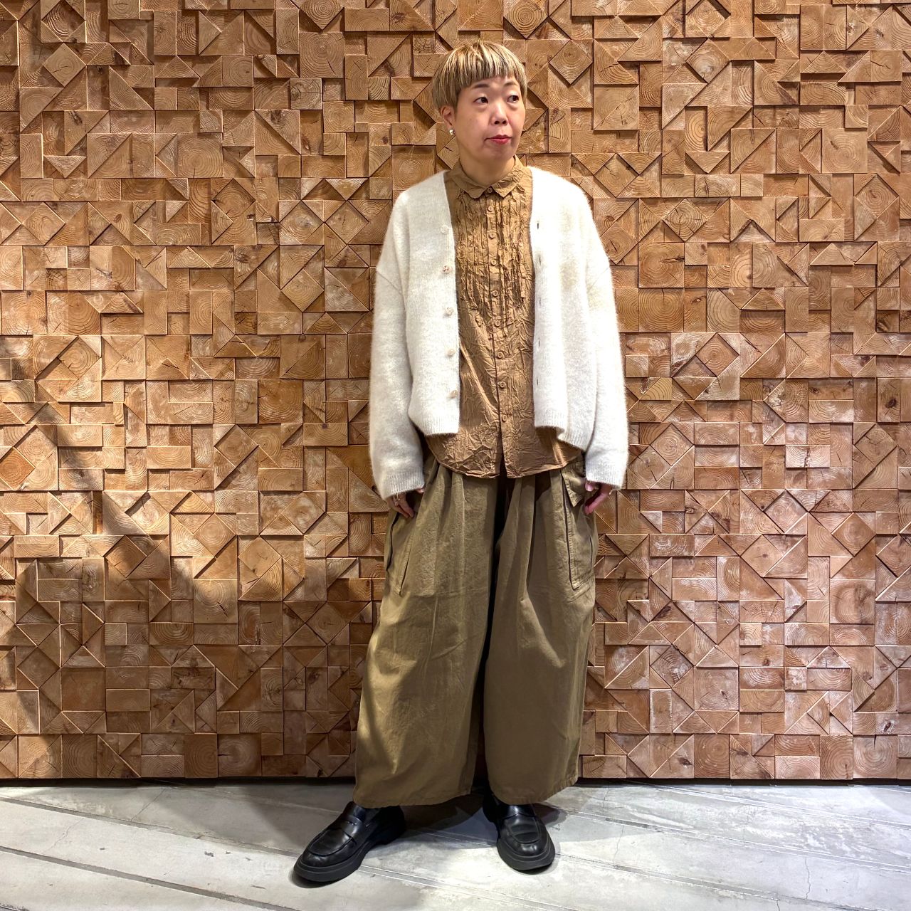 パドカレダウンベスト pas de calais 【2023AW/定価6.9万】パドカレ *タイプライター天日干し