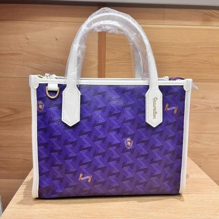 MAJESTY × Resurrection 8.5型キャディバッグ MAJESTY×Resurrection】キャディバッグ入荷 | ゴルフ5 プレステージ