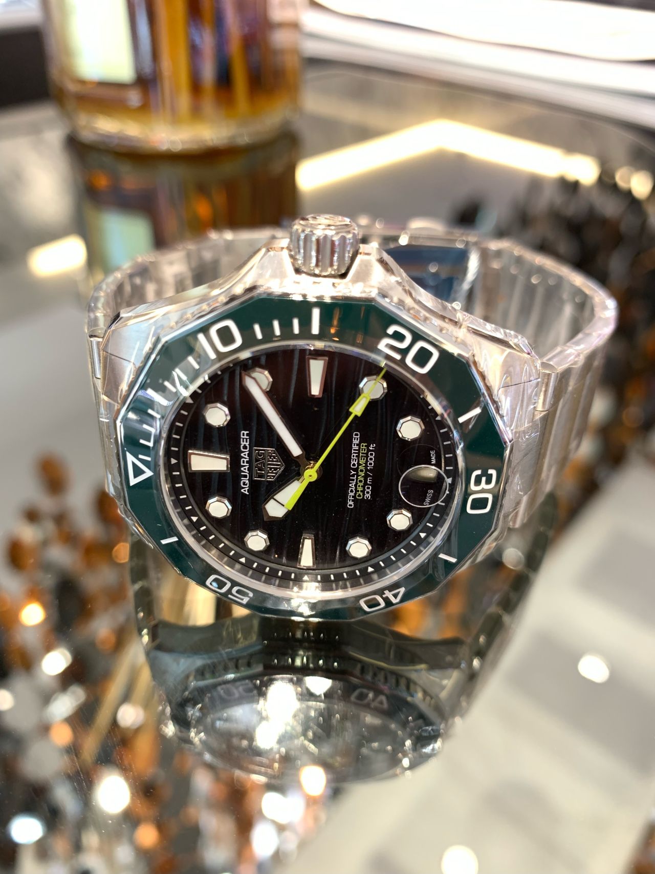 TAGHeuer】新作☆アクアレーサー グリ | 岡山拠点のトミヤ