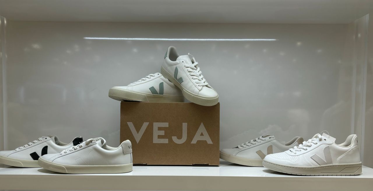 あべのハルカス店に再上陸！VEJAスニー | あべのハルカス近鉄