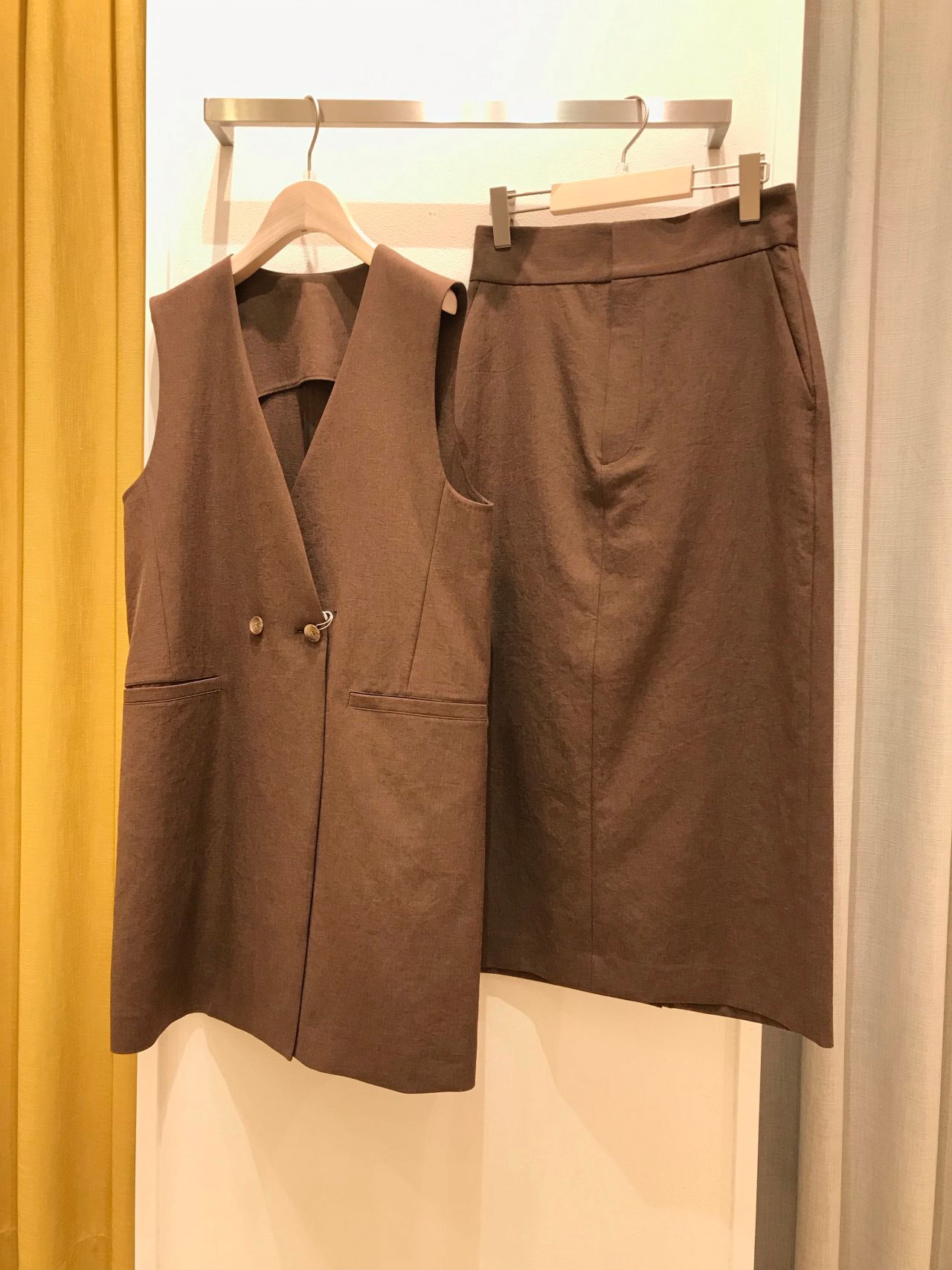 LOST特注【vintage】セットアップ ダブルスーツ くすみブラウン LOST特注【vintage】セットアップ ダブルスーツ くすみブラウン