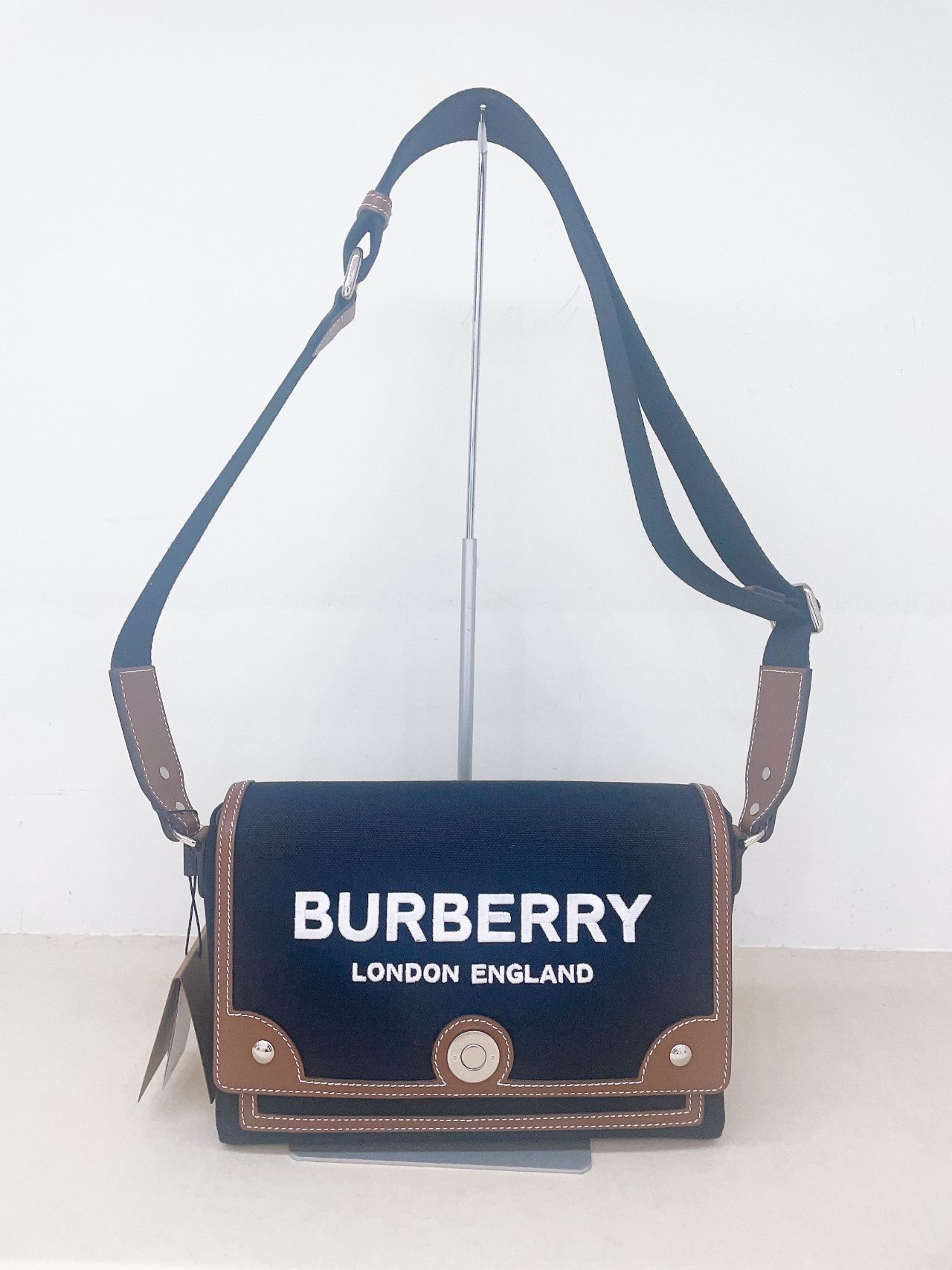 バーバリーのバッグ入荷しました☆ | りんくうシークル店 | フィット