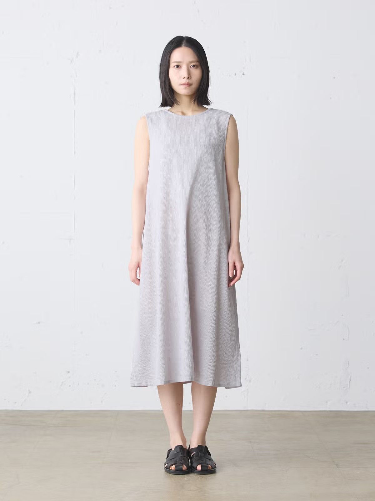 MidiUmi ストライプクレープノースリーブワンピース｜ MARcourt ONLINE
