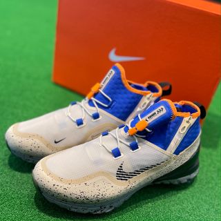 ナイキ エアズームインフィニティツアーシールド 発売日のご案内