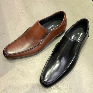 ギフトに！雨の日OKビジネスシューズ