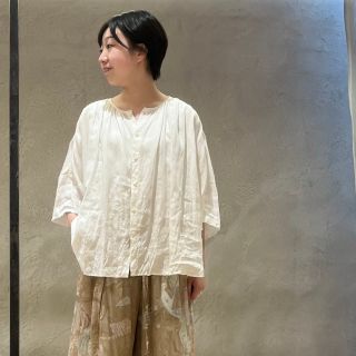 【pas de calais】ノルマンディリネンブラウス✴︎白 pas de calais】ノルマンディリネンブラウス✴︎白