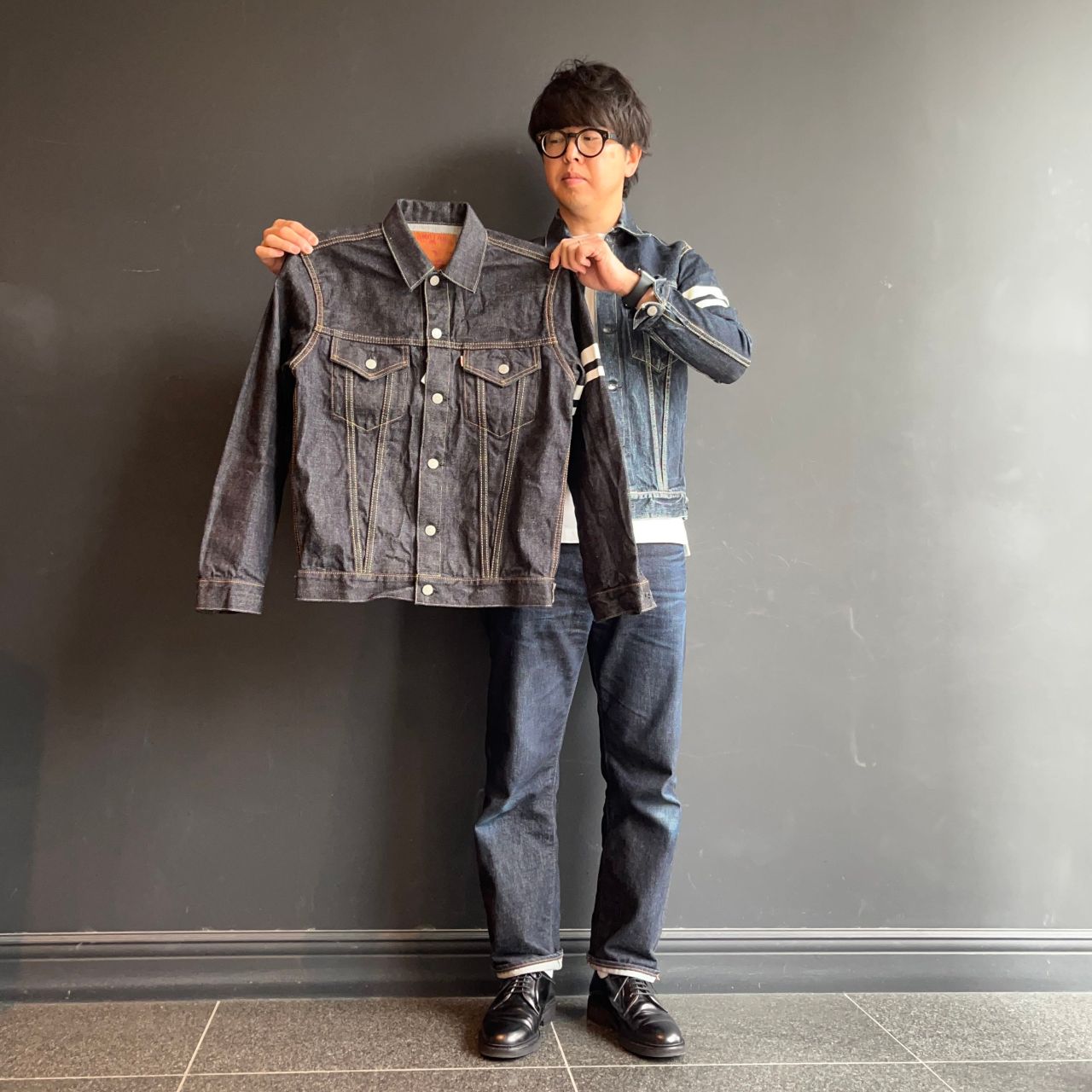 【極美品】桃太郎ジーンズ　Vシームデニムジャケット　出陣ライン　3105SP　M 桃太郎ｼﾞｰﾝｽﾞ(モモタロウジーンズ) / 出陣Vシームデニムジャケット/3rd